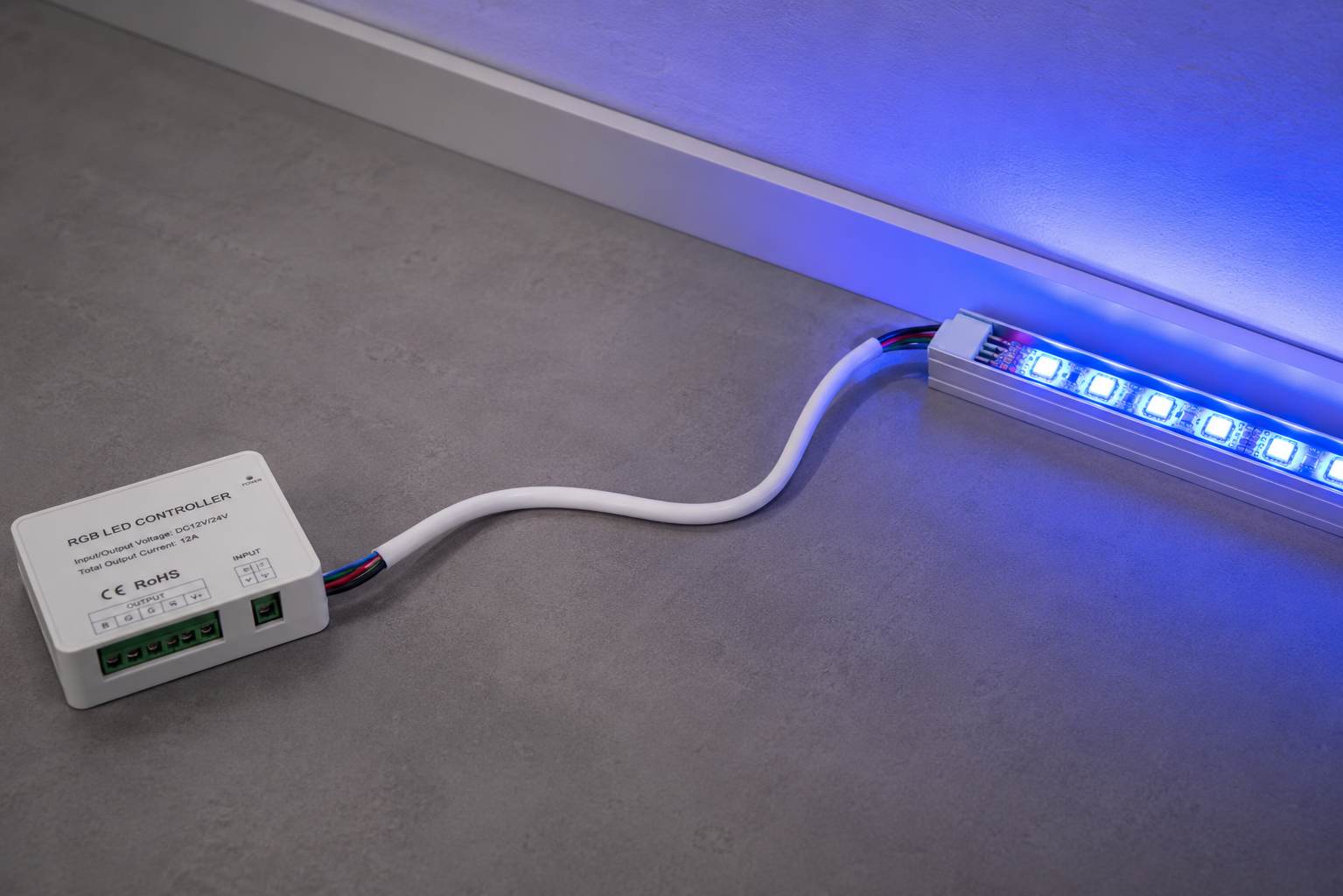 RGB kabel zapojení LED pásku délka  připojení ovladač